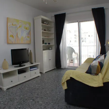 Edf Delfin 2/5 * Nerja
